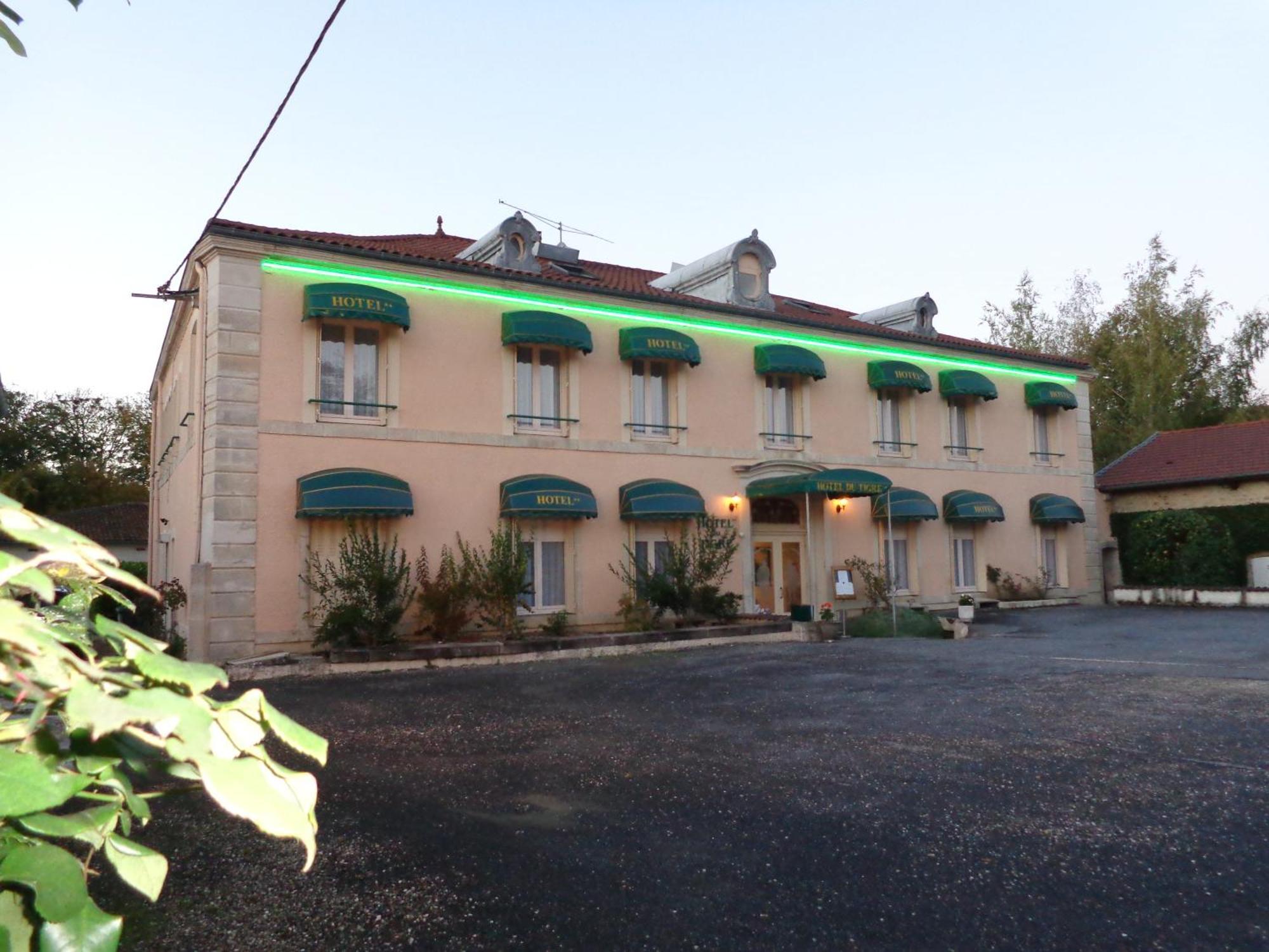 Cit'Hotel Du Tigre Verdun-sur-Meuse Exterior photo